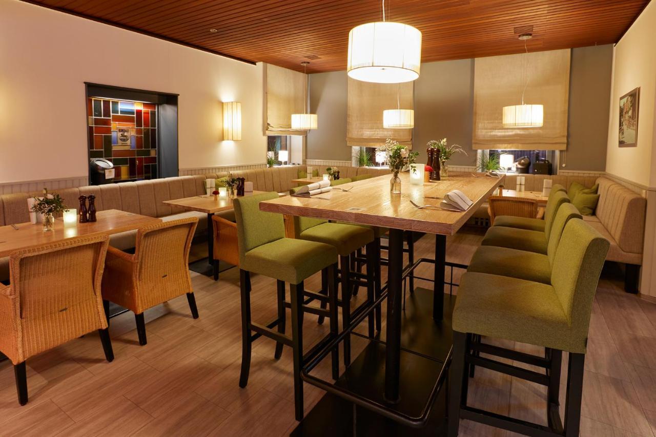 Kino-Hotel Meyer Harsefeld Екстериор снимка