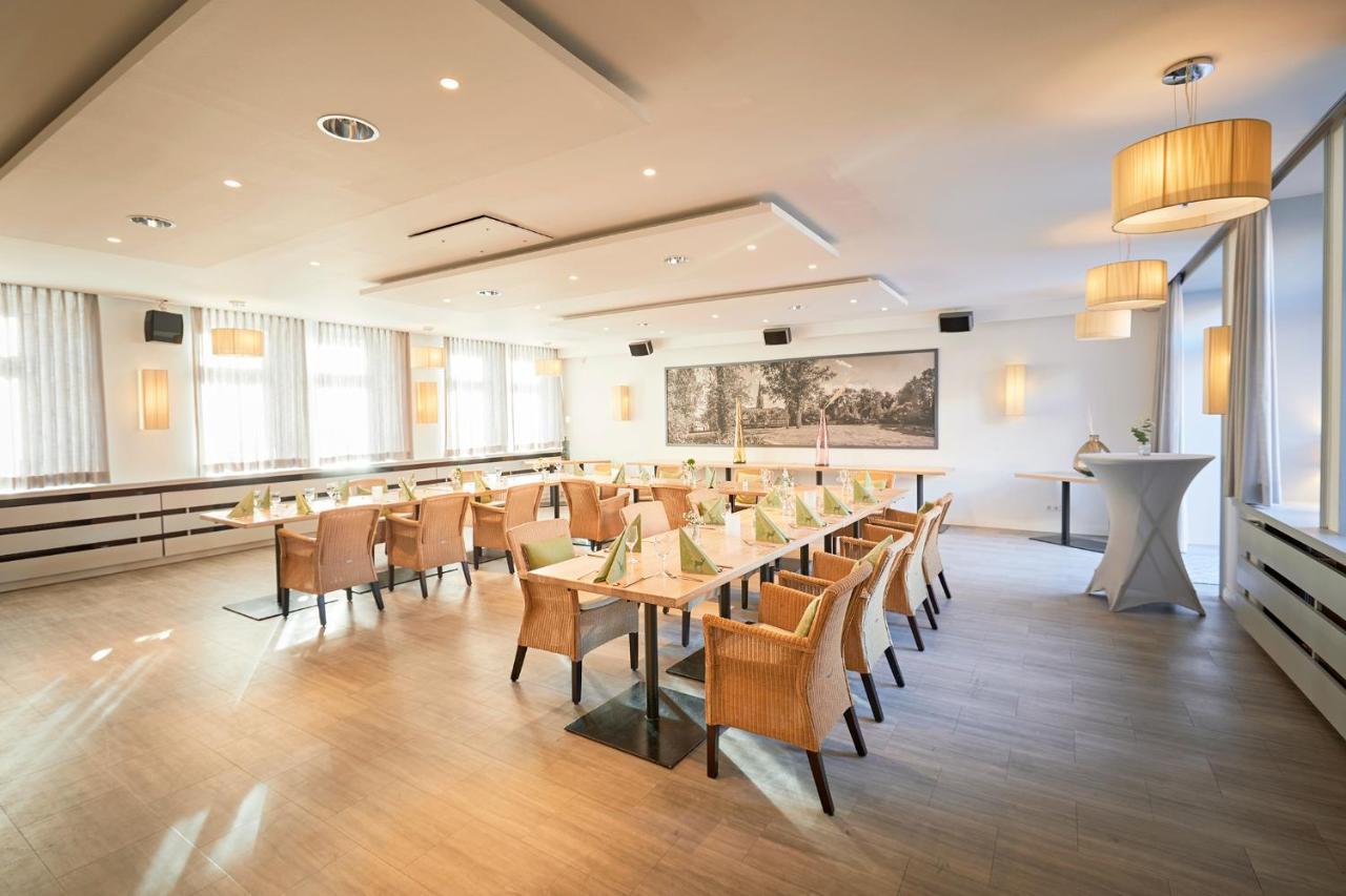 Kino-Hotel Meyer Harsefeld Екстериор снимка