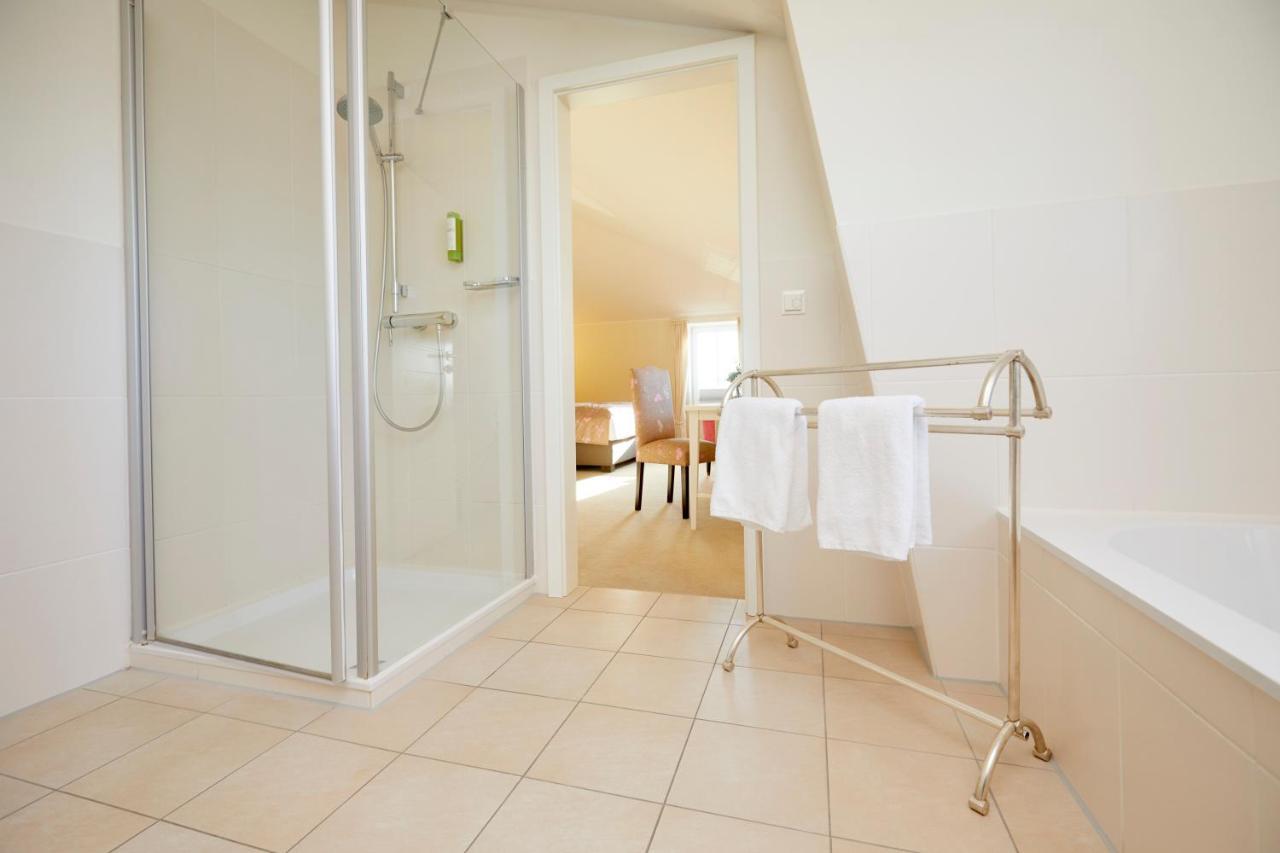 Kino-Hotel Meyer Harsefeld Екстериор снимка